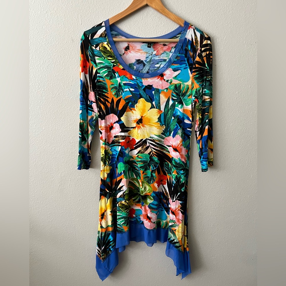 Cupio Tropical Dress Sharkbite Hem Vibrant Floral Blue Yellow Orange Size Small